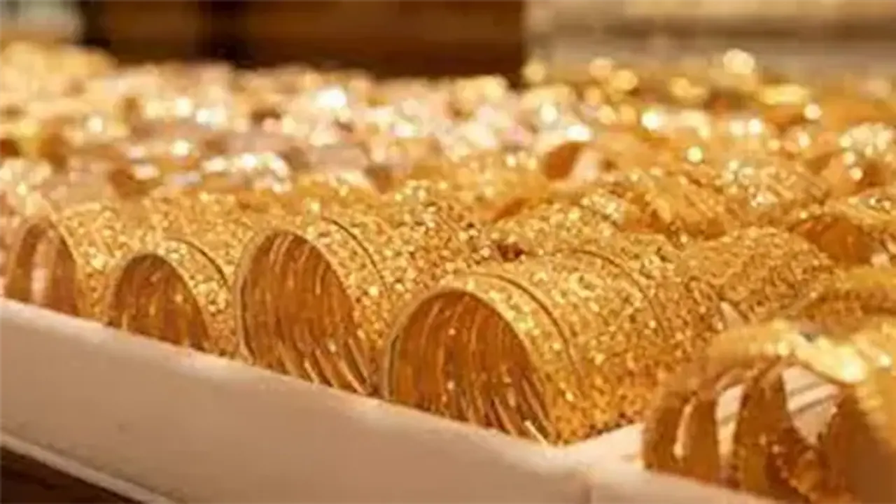 تحركات مفاجئة في سعر عيار 21 الذي سجل 7450 جنيهًا بأسواق الذهب اليوم الأحد